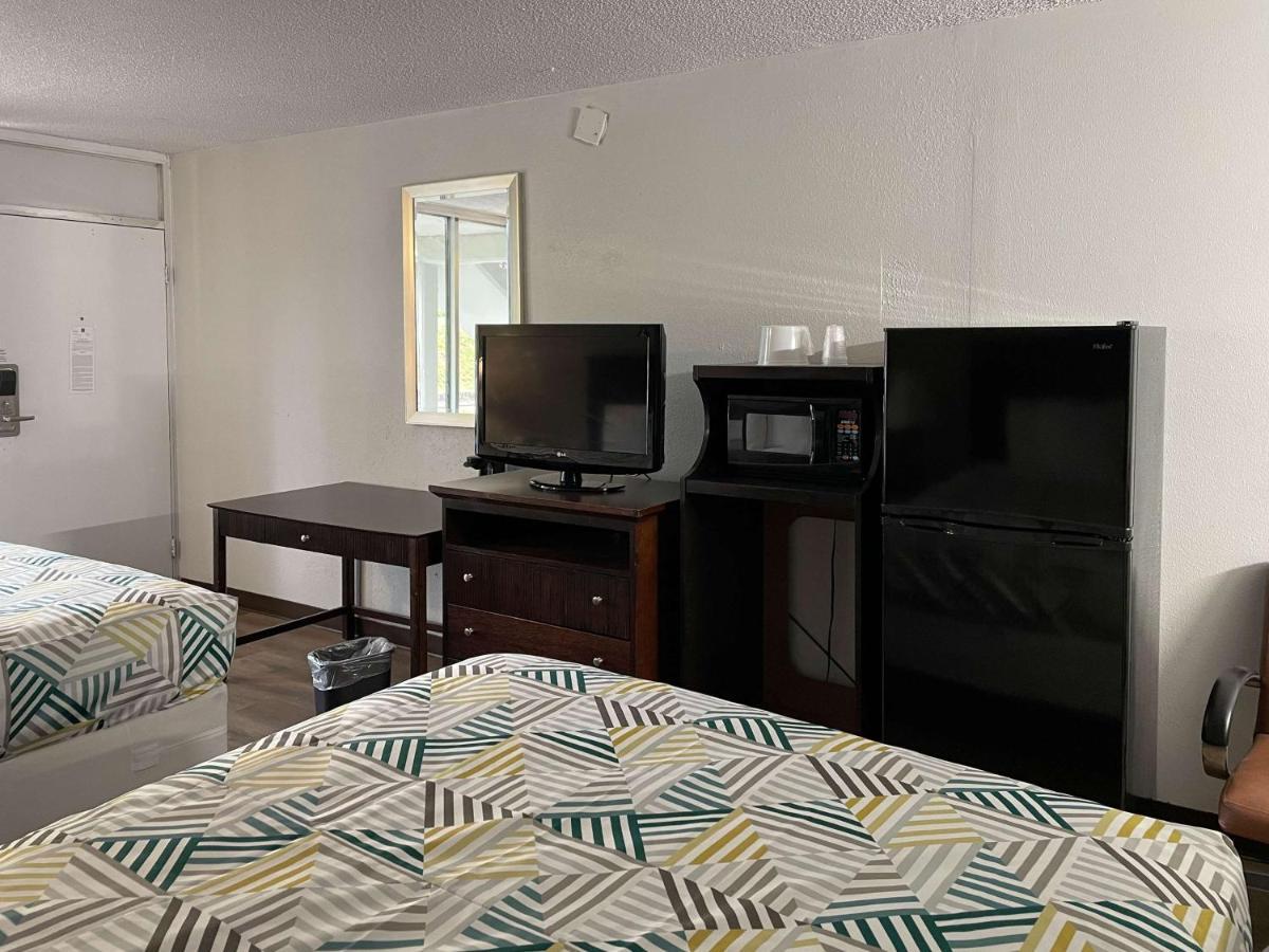 Motel 6 Wytheville Va Buitenkant foto
